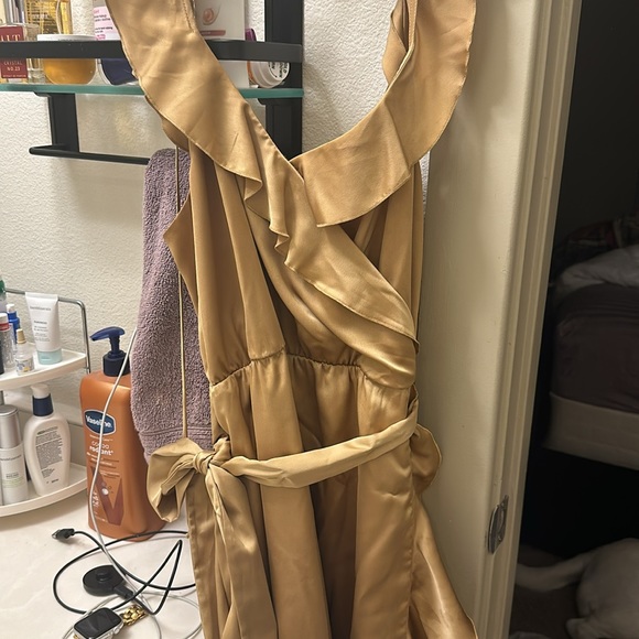 Show Me Your Mumu Samantha Ruffle Wrap Dress - Picture 3 of 3